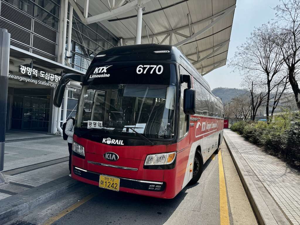 韓国リムジンバス