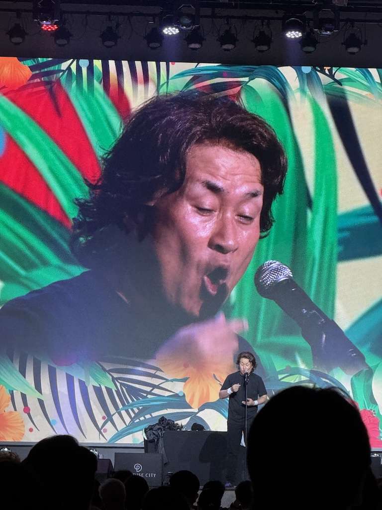 パラダイスシティディナーショー