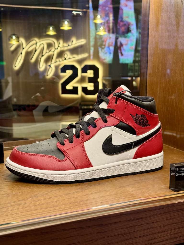 インスパイアリゾートMJスポーツバー